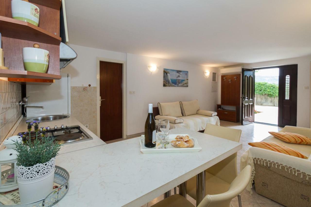 Beach Apartment M & B Poljana  Dış mekan fotoğraf