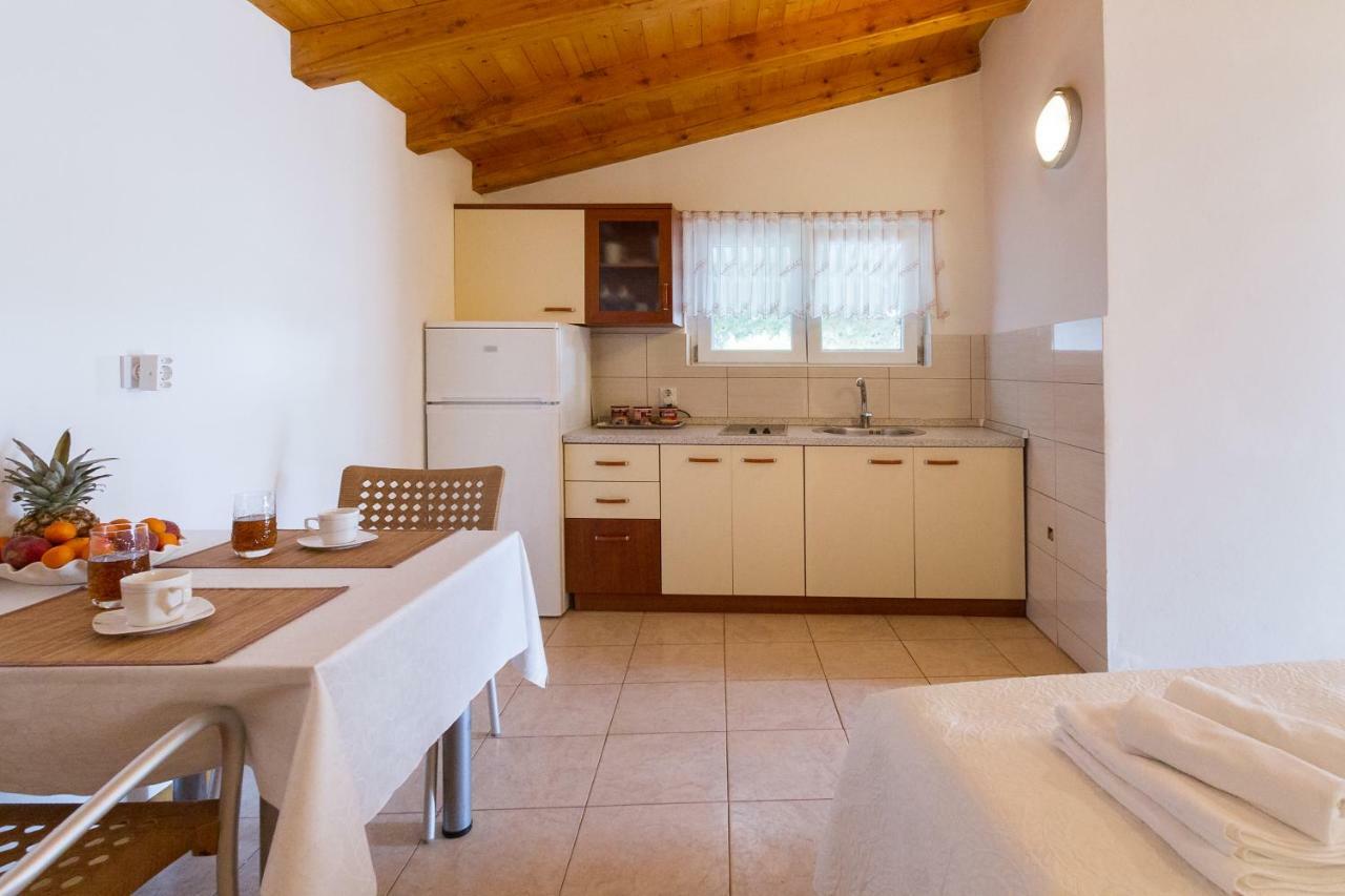 Beach Apartment M & B Poljana  Dış mekan fotoğraf